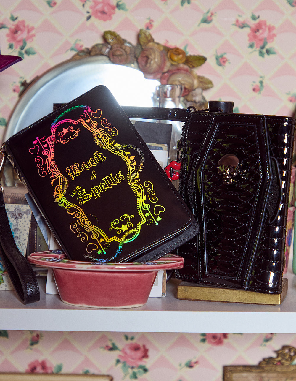 KITSCH BOOK OF SPELLS WRISTLET BLACK - Image 8